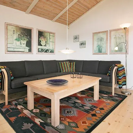 Σπίτι διακοπών Four-bedroom In 2 *